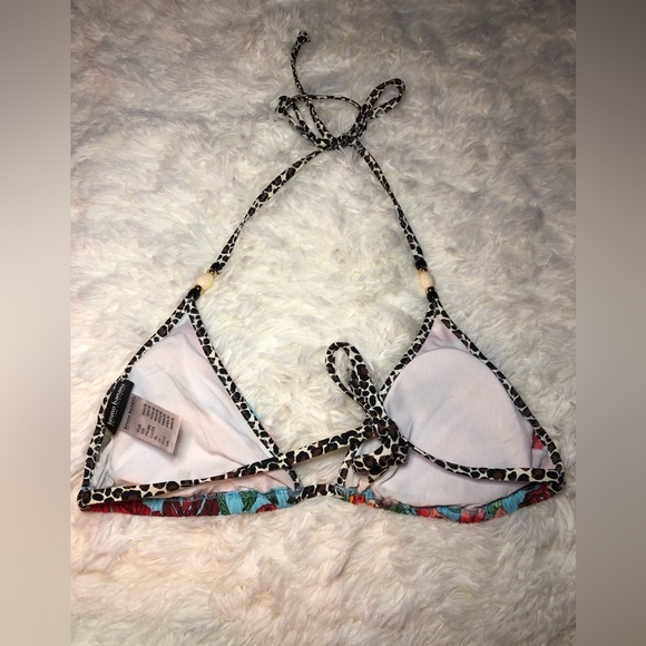 Bruno Banani Tropical Floral Bikini Top 38/A/B NWOT - Picture 13 of 14